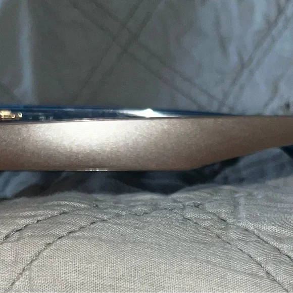 Womens Ray-Ban sunglasses. Can also be unisex. - Picture 2 of 5